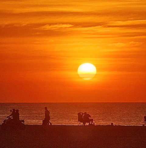 Exclusive 34 pax, Pool & Beach Liw Liwa