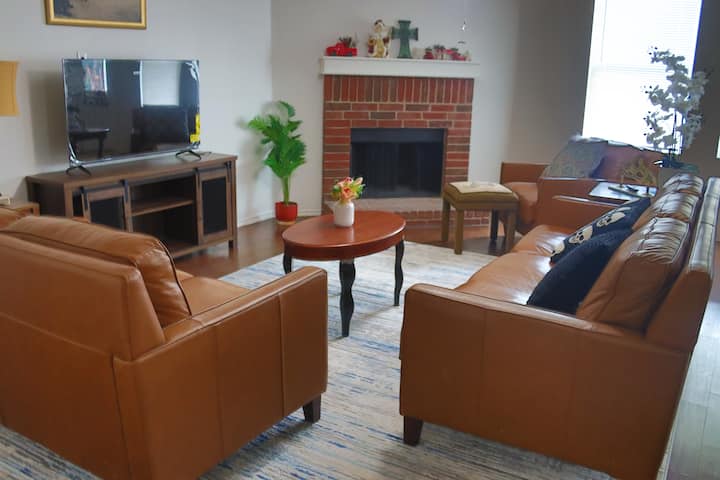 （B）  Airbnb In Dallas Room 5（独立卫生间) - Lancaster, TX