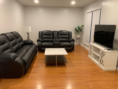 New Renovated Entire House | 3BR 2BA in Morrow GA