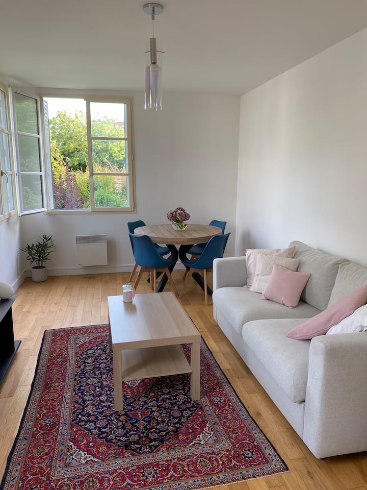 Appartement 2p Avec Piscine - Saint-Cloud