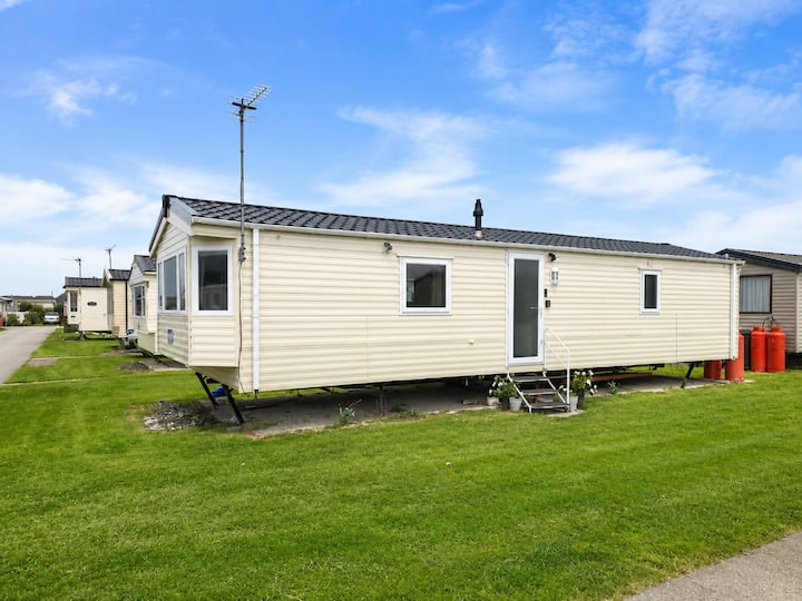The Retreat At Lido Beach - Prestatyn