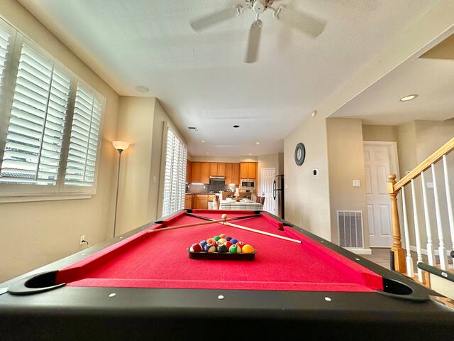 Retreat @ Oasis Pool/Hot Tub/Billiards/Game SF Bay