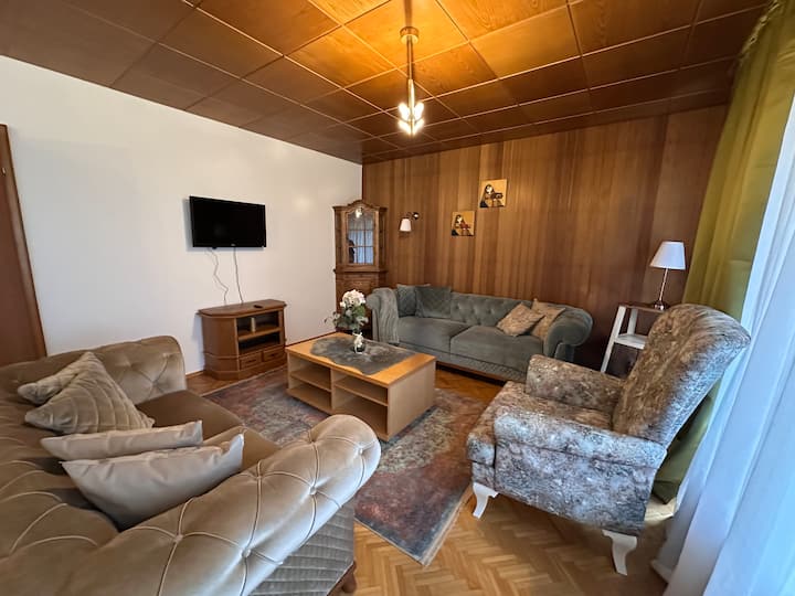 Möblierte Wohnung Mit Komfort - Neuss