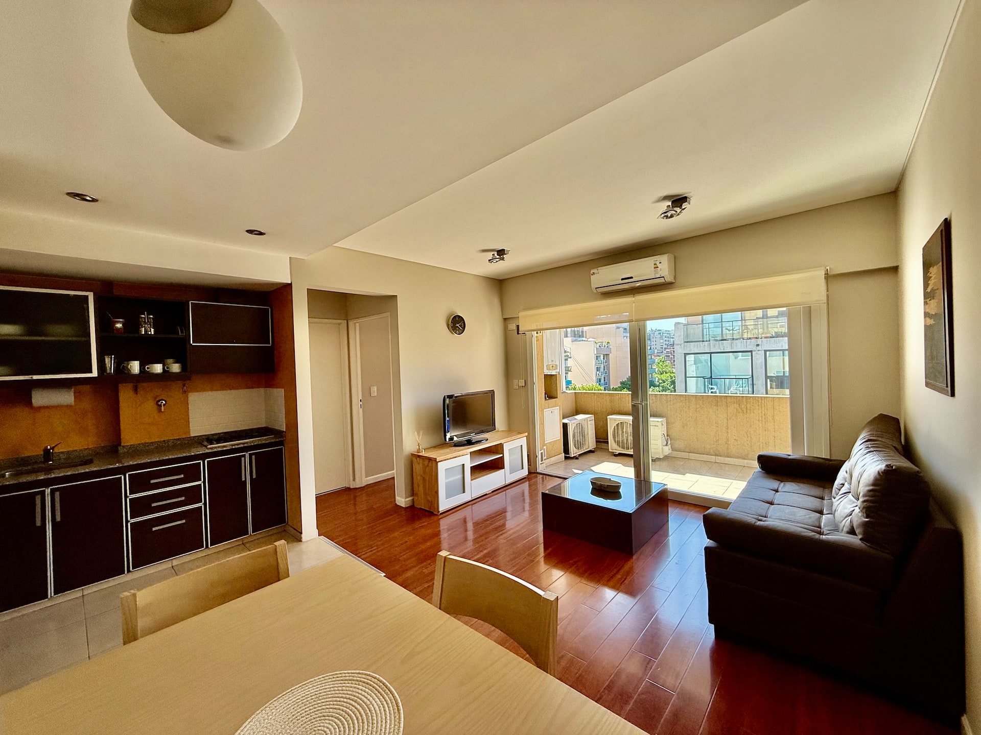 Apartamento de dois ambientes com varanda em Palermo