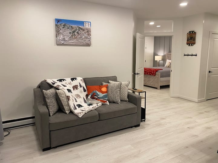 White Mnt Condo: Ac, Pool, Hot Tub And Views - New Hampshire