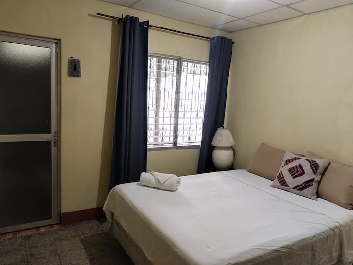 საძინებელი 1