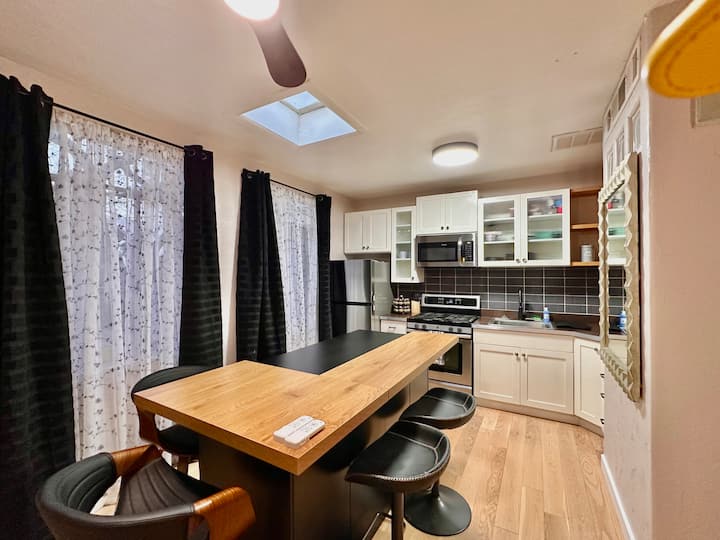 Downtown Midcentury Studio+ 3 Mins To Farmer's Mkt - Field of Dreams - Las Cruces