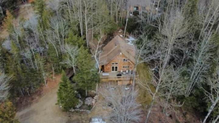 Private Setting near Jackson, NH & Story Land!