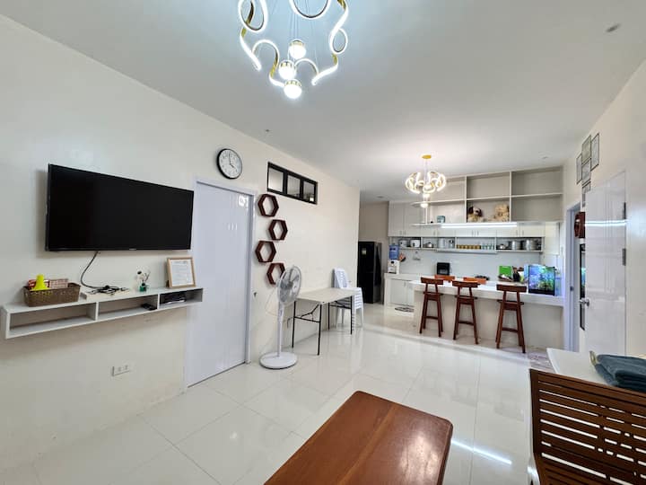 3 Rooms Sariaya Quezon Transient House - Sariaya