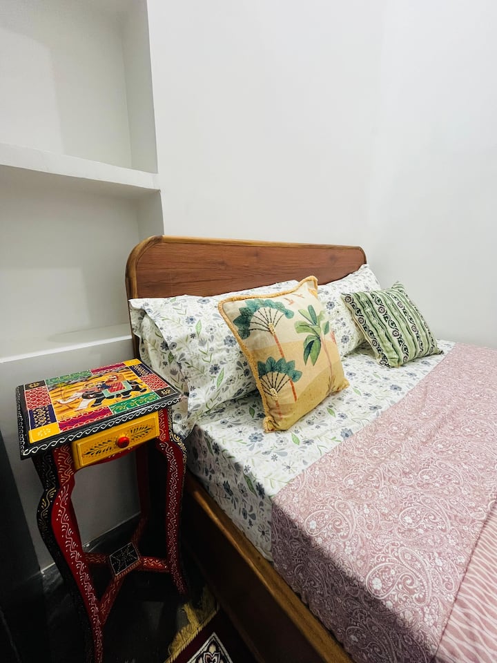 საძინებელი 2