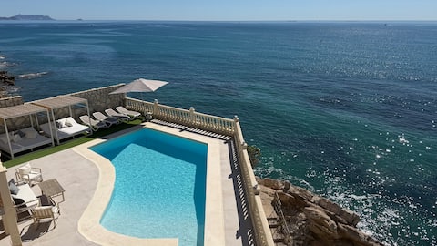 Villa Celia, private pool & direct sea access!