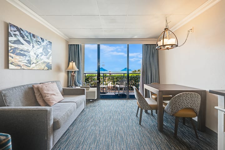 New Oceanfront 1br -  Coral Beach With Heated Pool - Myrtle Beach State Park, Myrtle Beach