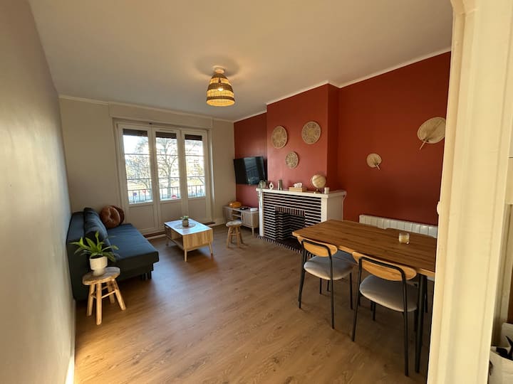 Grand Appartement- 8 Couchages - Caen