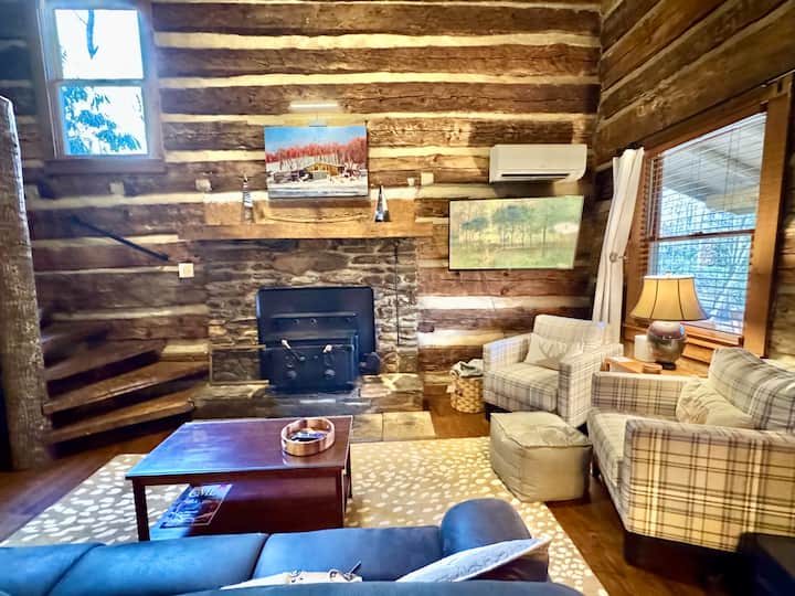 Quiet Place Log Cabin - West Jefferson, NC