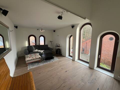 Top Airbnb: Panoramic loft on the Elbe with a view in Blankenese
