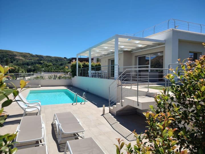 Beautiful villa with swimming pool in Tropea