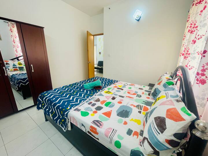 غرفة النوم 2