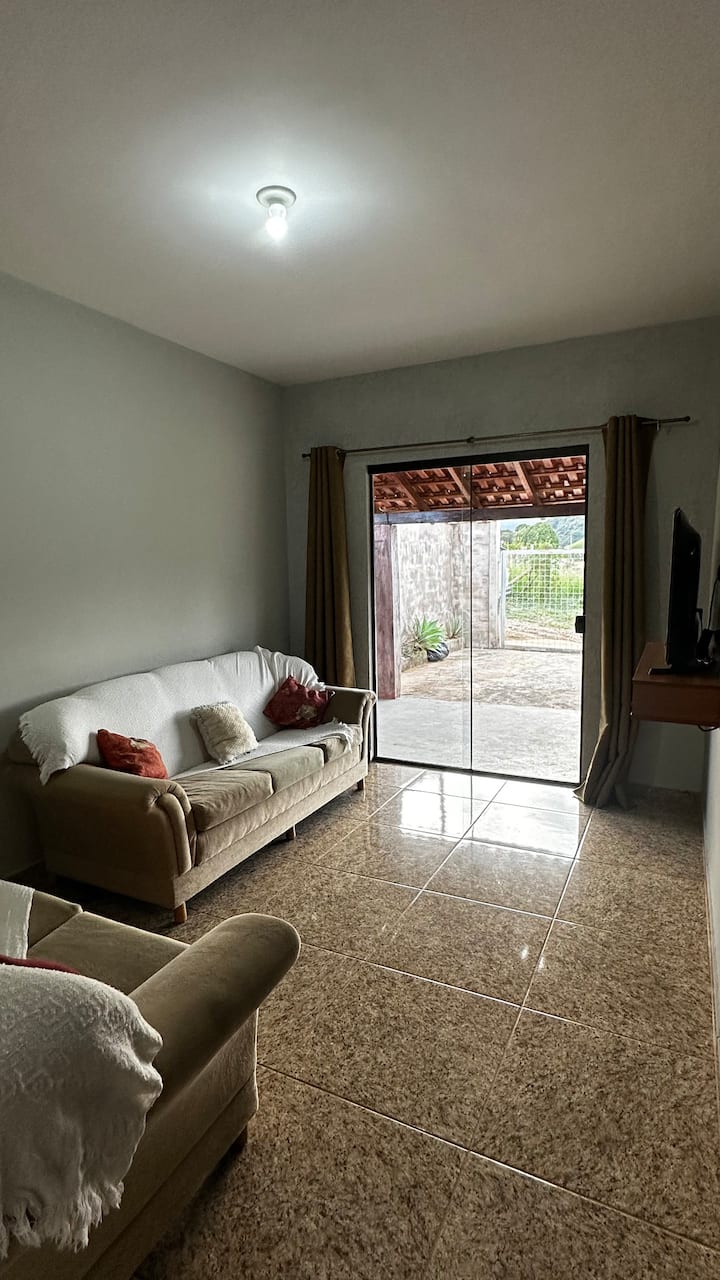 Chácara Com Piscina E áRea Gourmet Até 10 Pessoas - Caldas