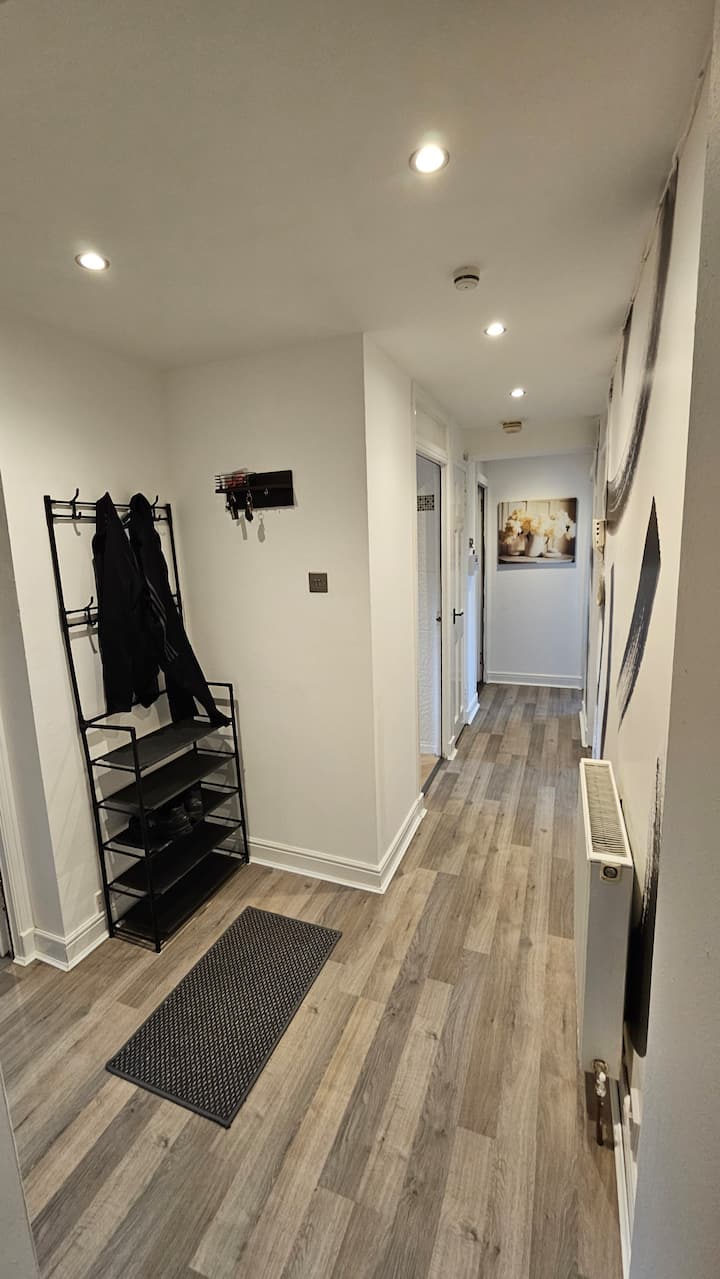 3bed Apt Fully Equipped -1gb Wi-fi - Free Parking - Glasgow