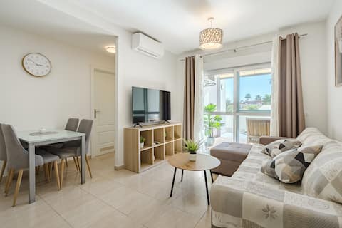 Popular Airbnb listing: Sunny Oasis, Terrace, Parking, Crib in San Miguel De Abona