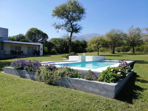 María Mulata Casas, the Rose Village