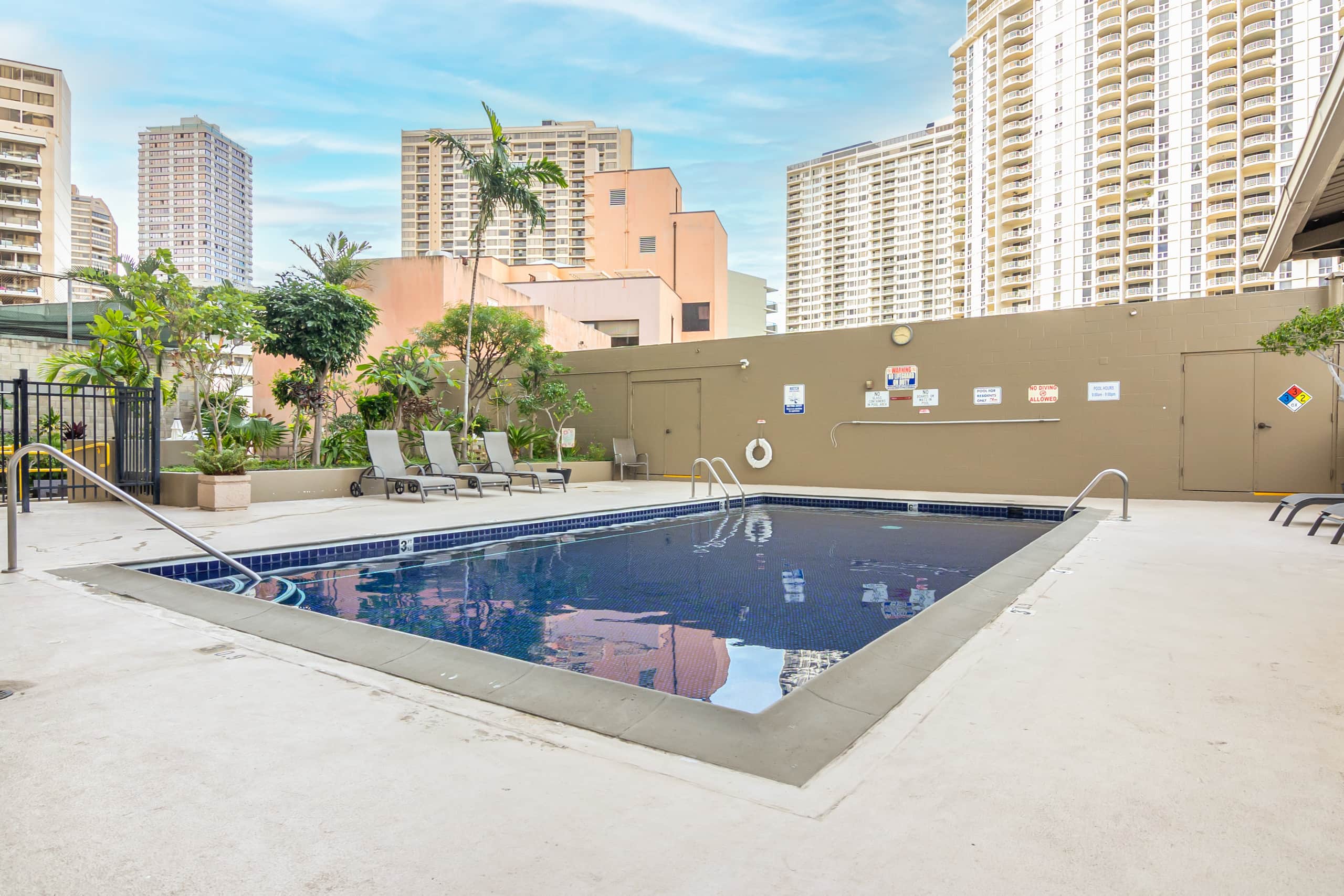 Park Inn - Image 19