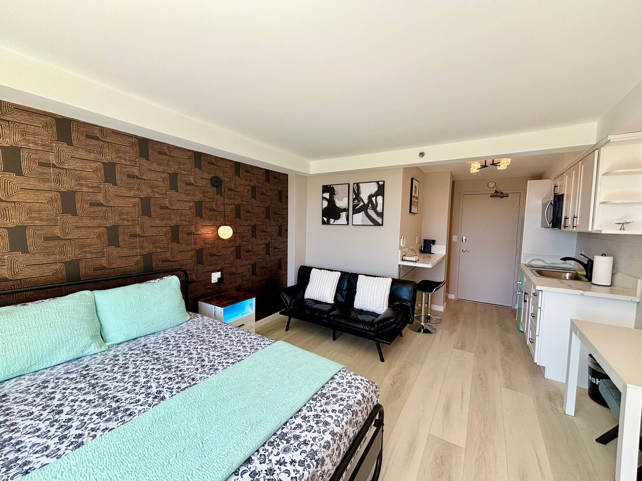 Park Inn - Image 10