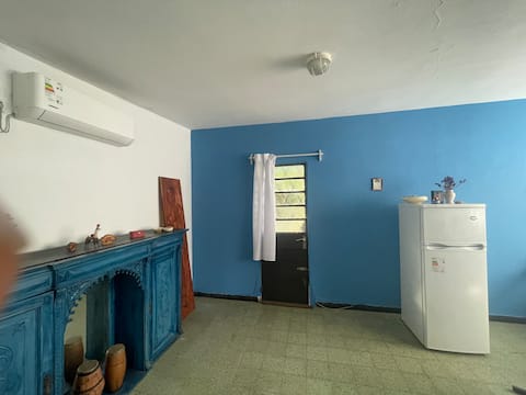 Anuncio de Airbnb popular: Beautiful house 2 blocks from the sea en Piriápolis