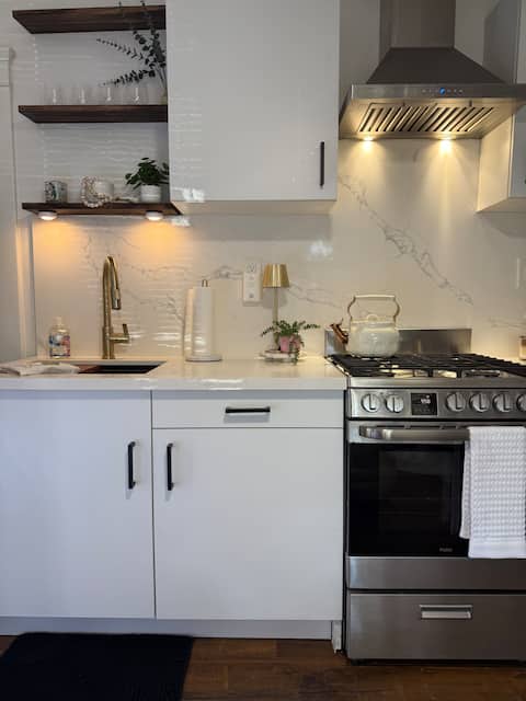 Successful Airbnb property: A Little Shangri-La Close to Chapman U & Disney in Orange