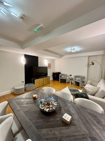 Central London 2Bed 2Bath Near Station&Restaurants