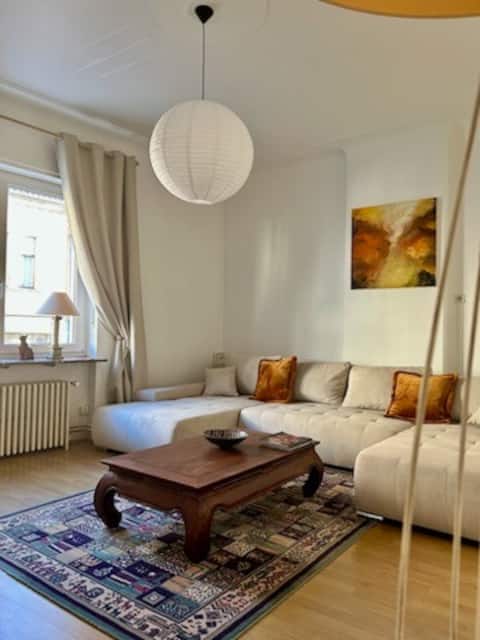 At Ninon's, a nice apartment.