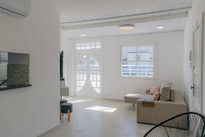 Cobertura aconchegante com piscina 5min. da praia gallery image 2