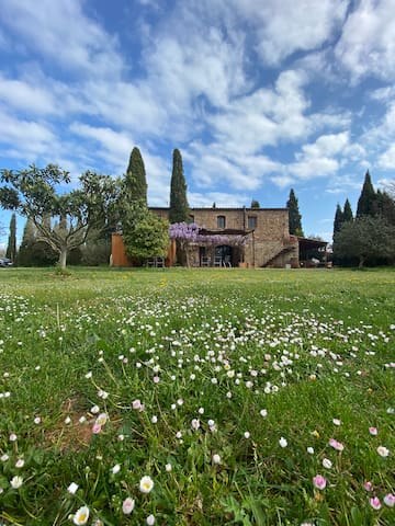 Casa ideal grupos y familias, aislada y comunicada