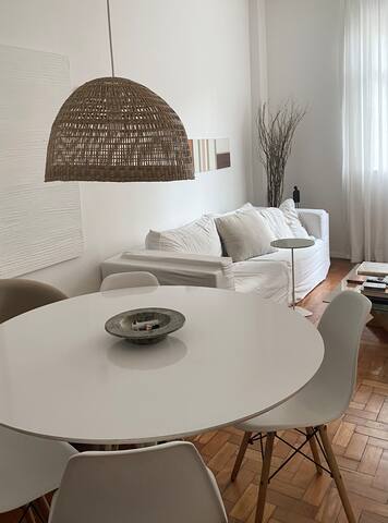 “Leblon Premium: Apto no coração da Dias Ferreira” gallery image 2