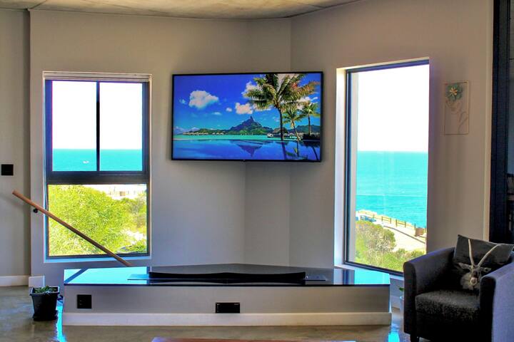 Whale Way Manor gallery image 4