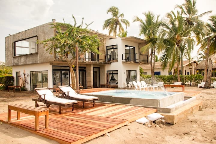 Taipan Beach House