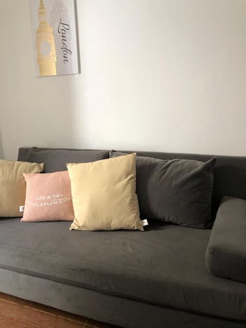 Top Airbnb: Apartment in Belgrade R with patio en Villa Ortúzar