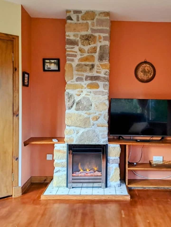 Wi-fi & Netflix/parking/luggage Storage/inverness - Inverness