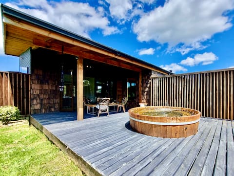 Magnificent house with a tinaja and a large quincho! (#36)