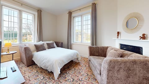 Top Airbnb: The Moretons Farmhouse in Worcestershire
