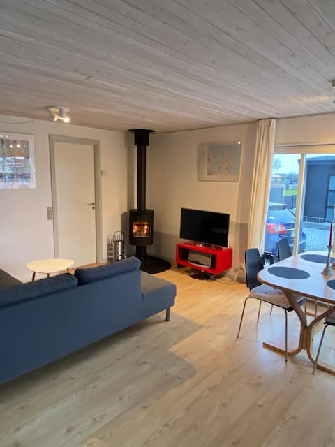 Cozy and unique cottage by the fjord.