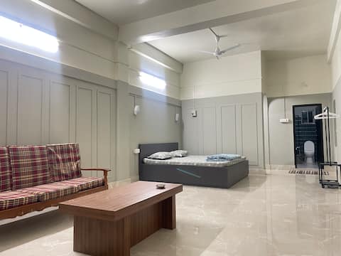 Holiday Home.3