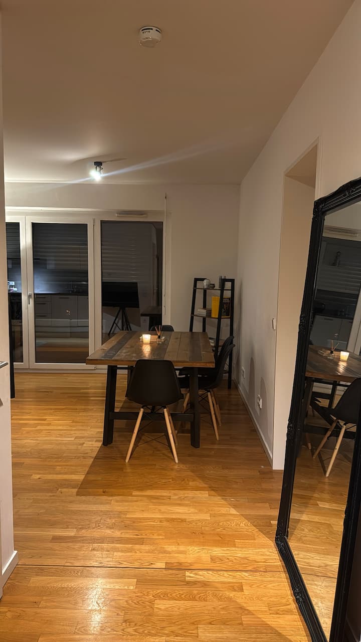 Zentrale 2-zimmer Wohnung –7min Nähe Messe - Francoforte sul Meno, Germania