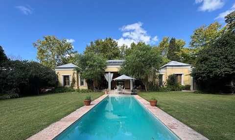 Beautiful villa large spaces quiet environment