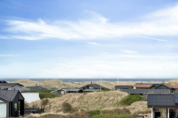 70's Style Summerhouse Near Løkken - Denmark