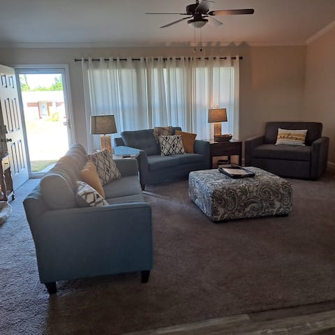 Successful Airbnb property: Relaxing In-between the Beaches in Panama City / Panama City Beach