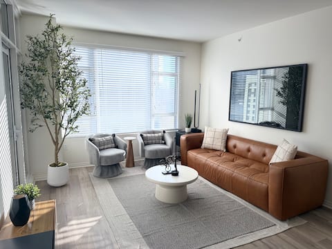 Popular Airbnb listing: San Diego Skyline Serenity in Downtown