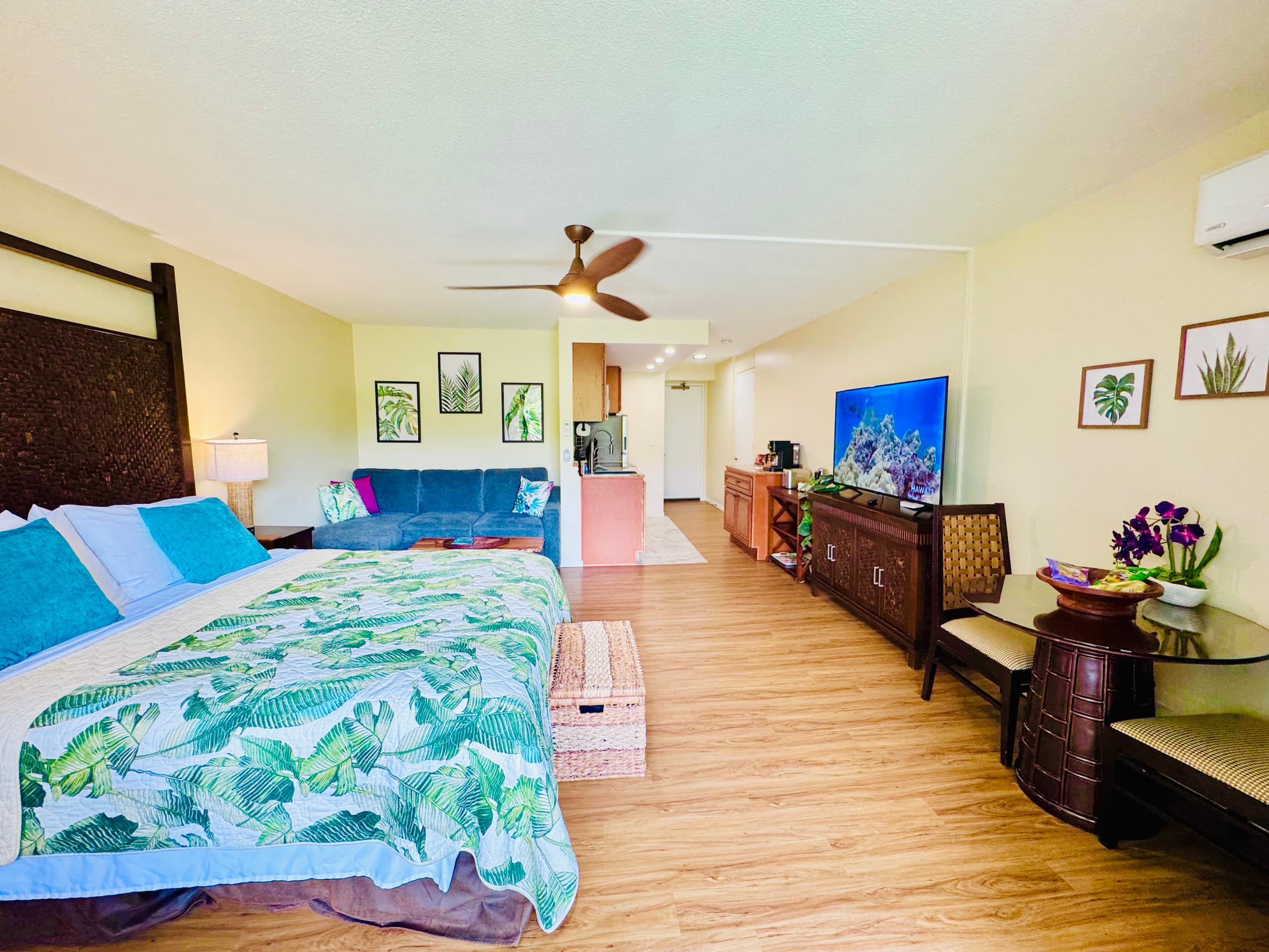 Tropical Paradise #14 at HBR,beach acc,AC& kitchen - Image 8
