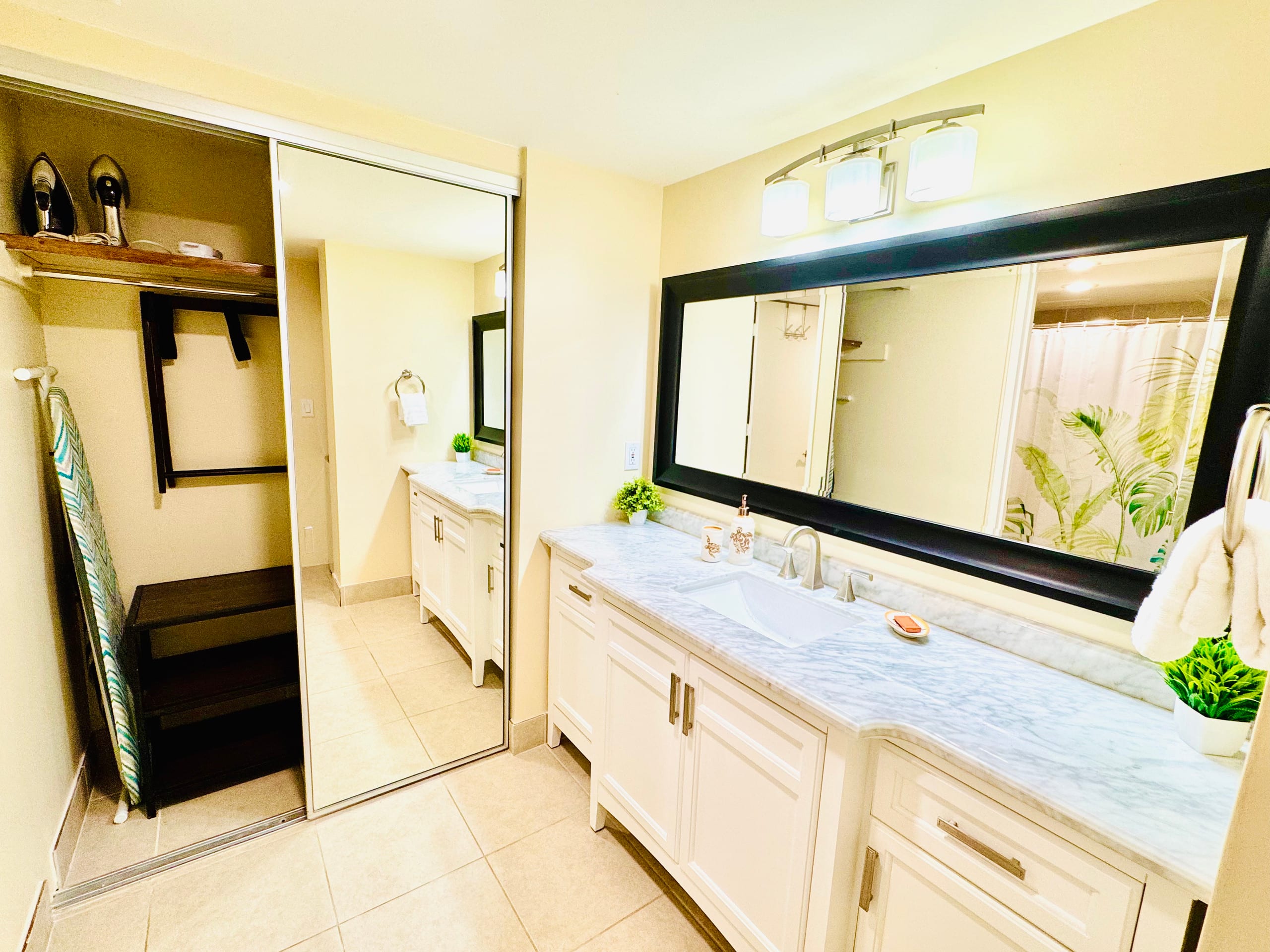 Tropical Paradise #14 at HBR,beach acc,AC& kitchen - Image 12