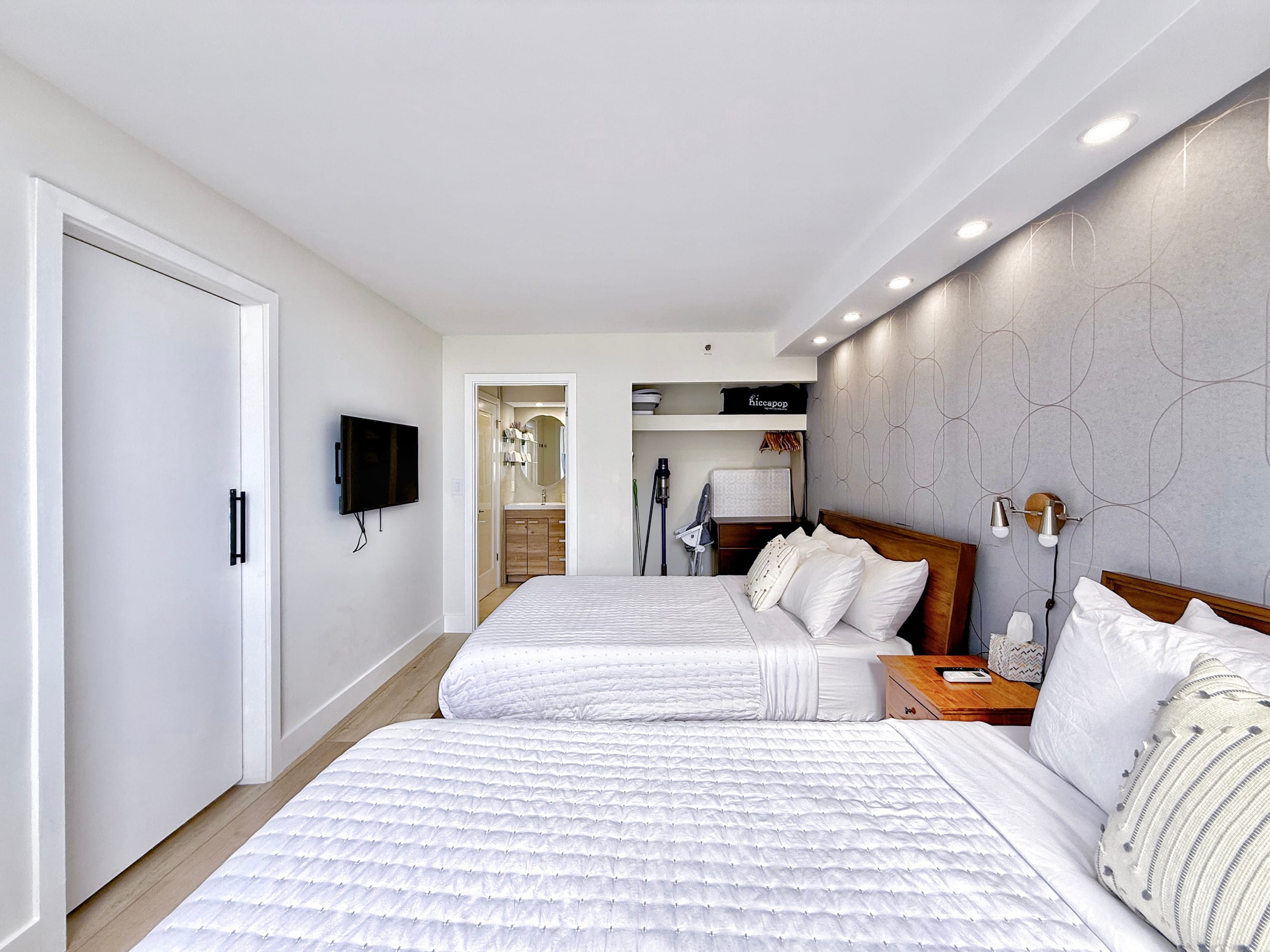 29FL-Ultra Upscale Modern 1BR-Ocean View w/Parking - Image 28
